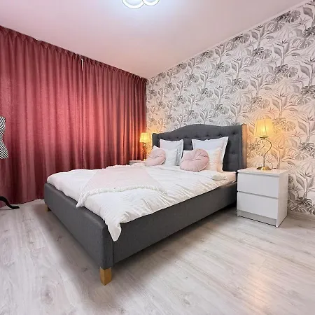 Apartment Spacious Serenity Bucharest