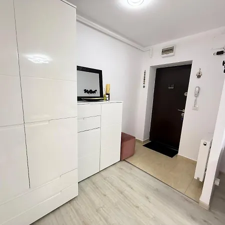 Spacious Serenity Апартаменты